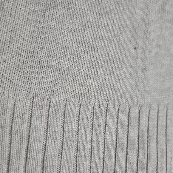Old Navy Small  Cream Sweater - Picture 4 of 4